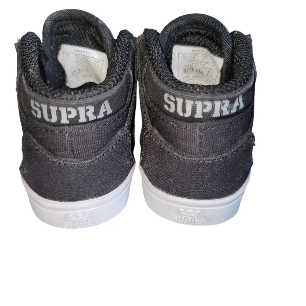 BOYS Supra Hightop Sneakers
